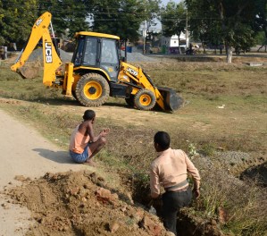 Do you know how to use that thing? No, but what's your hurry, we get paid by the hour!