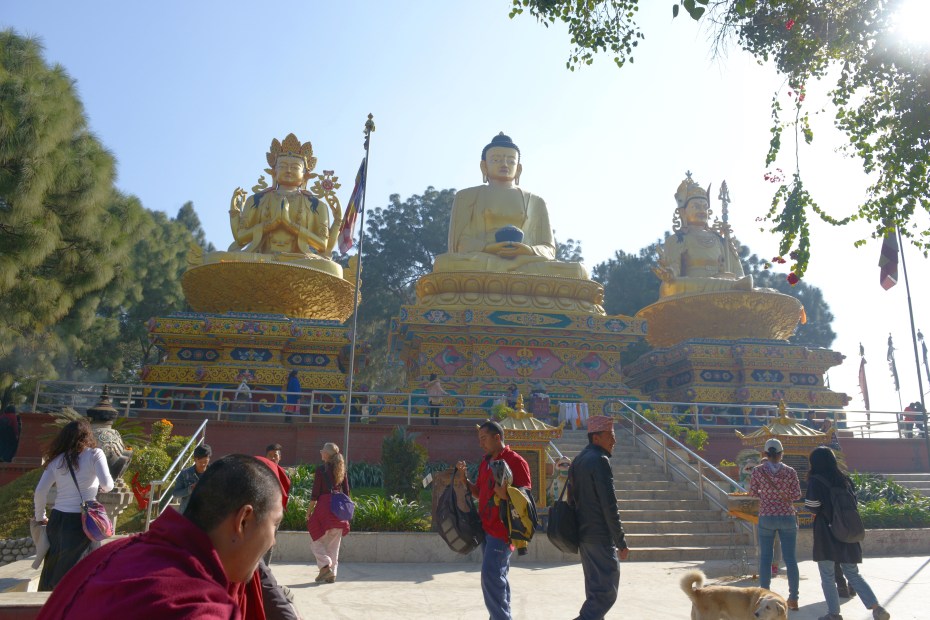 large-statues-at-swayambhunath-1